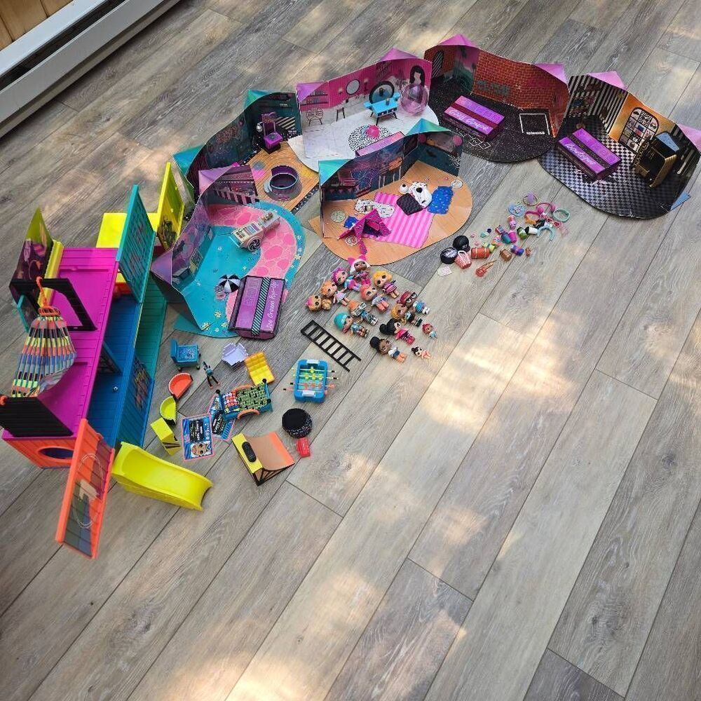 Huge LOL play sets dolls accessories etc